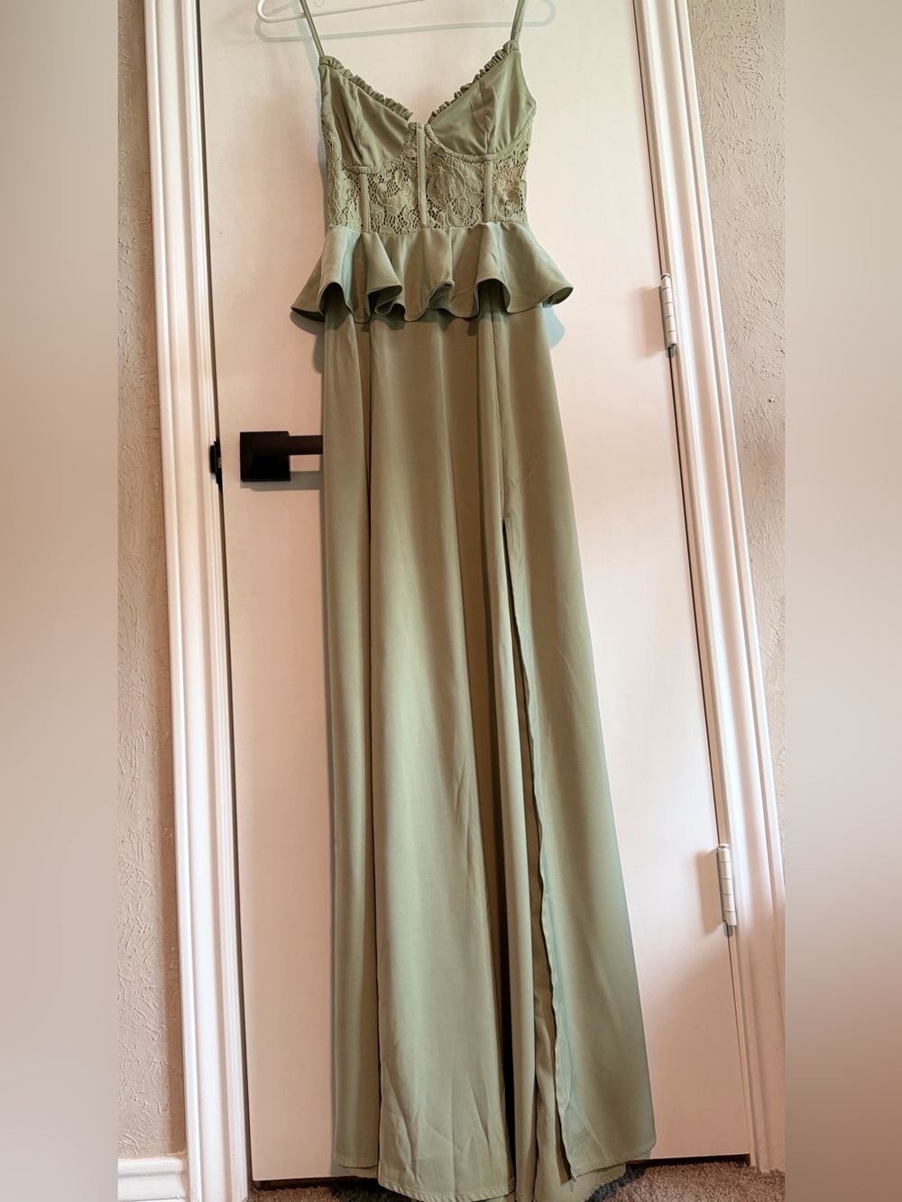4SI3NNA Alysia corset gown Sage Green Formal Gown sz XS Preloved Romantic